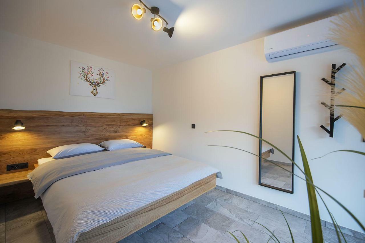 Chilly Apartment Μπλεντ Εξωτερικό φωτογραφία